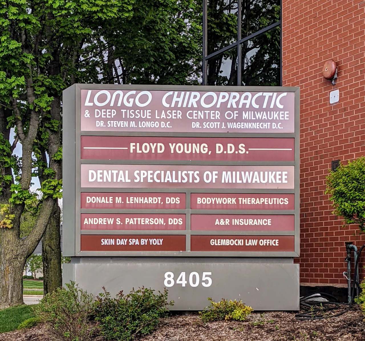 Longo Chiropractic and Deep Tissue Laser Center of Milwaukee — photo 2