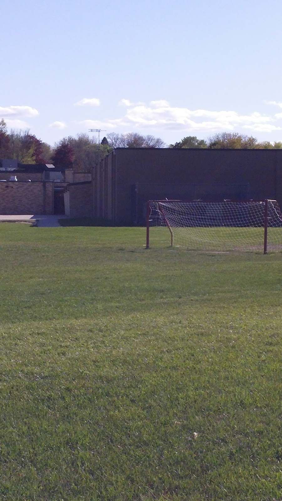 Decorah Elementary School — photo 2