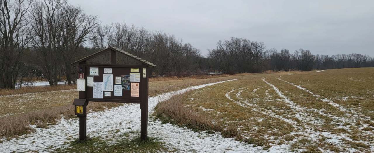 Ice Age Trail - Milwaukee River Trailhead — photo 8