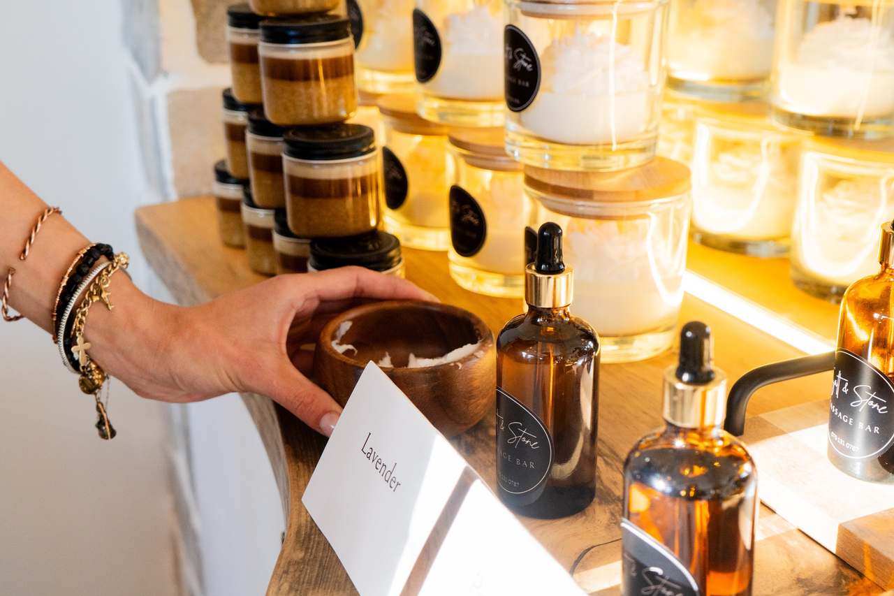 Salt and Stone Massage Bar — photo 4