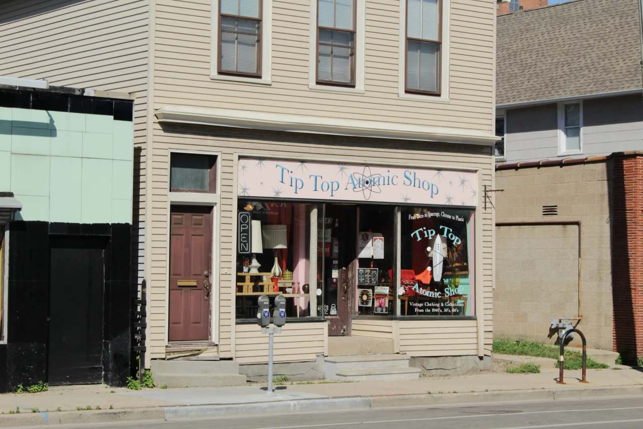 Tip-Top Atomic Shop — photo 1