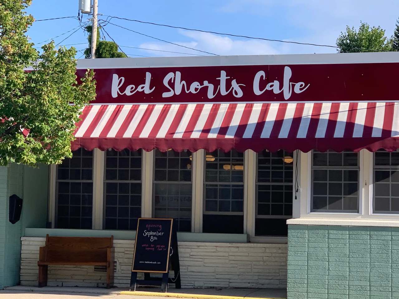 Red Shorts Cafe — photo 1