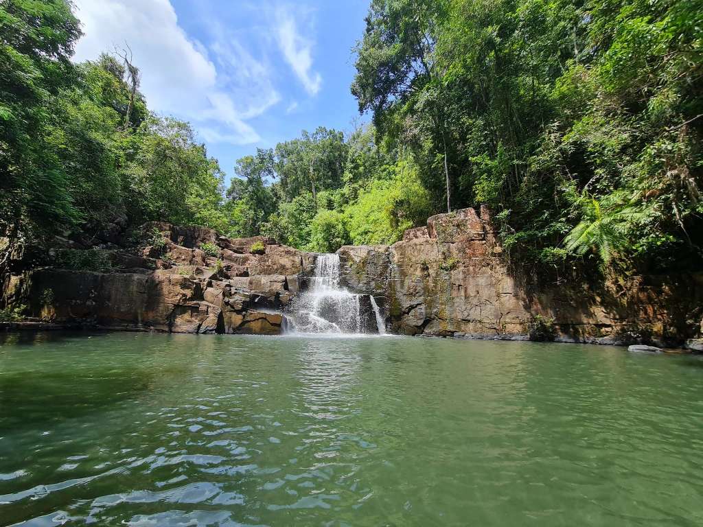Khlong Yai Kee Waterfall