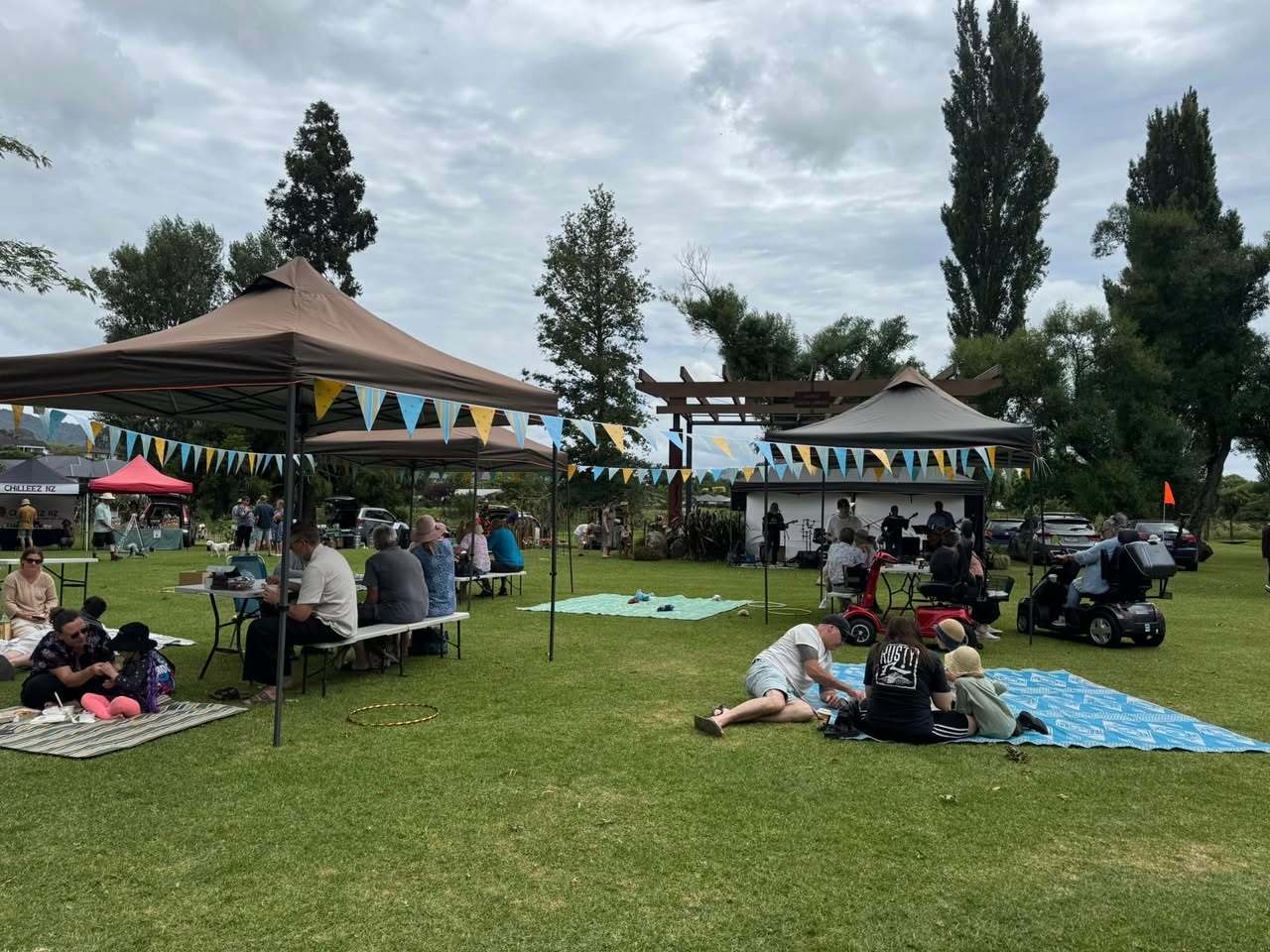 Katikati Sunday Farmers Market — photo 1