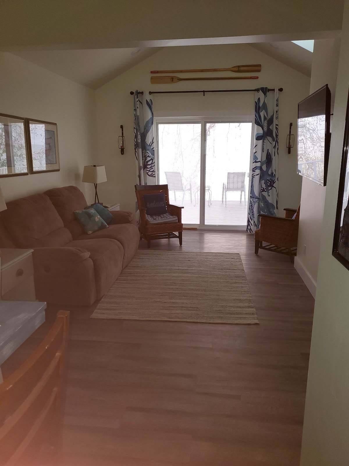 Lakejoy loft — photo 1