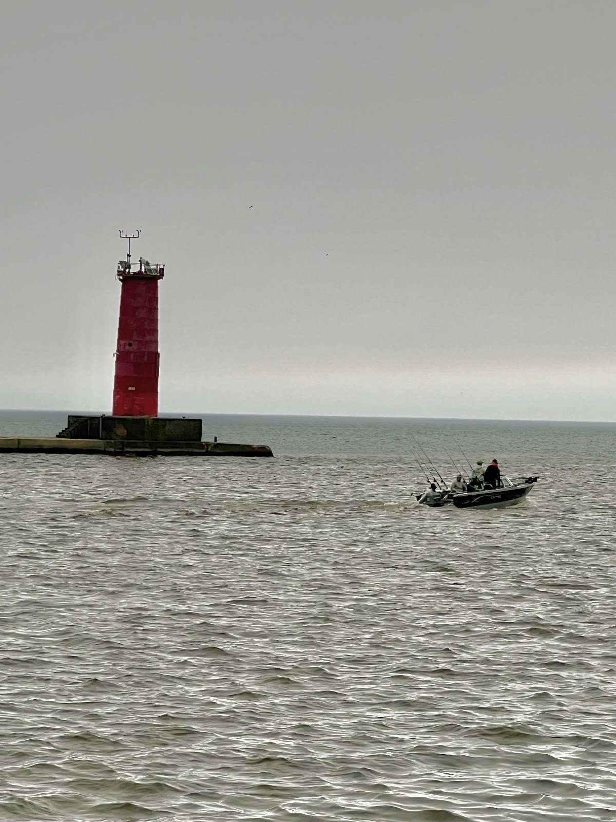Sheboygan Breakwater Lighthouse — photo 2