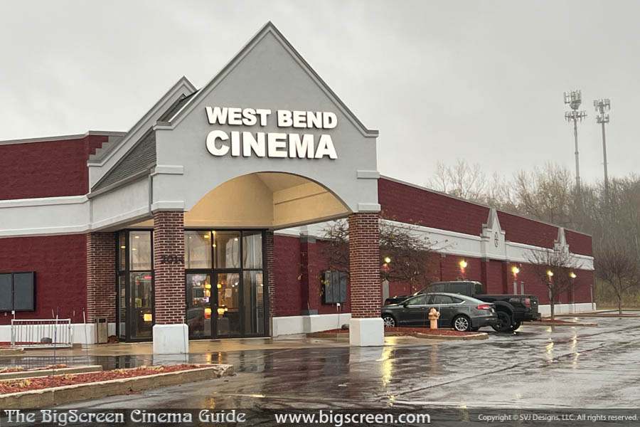 West Bend Cinema — photo 1