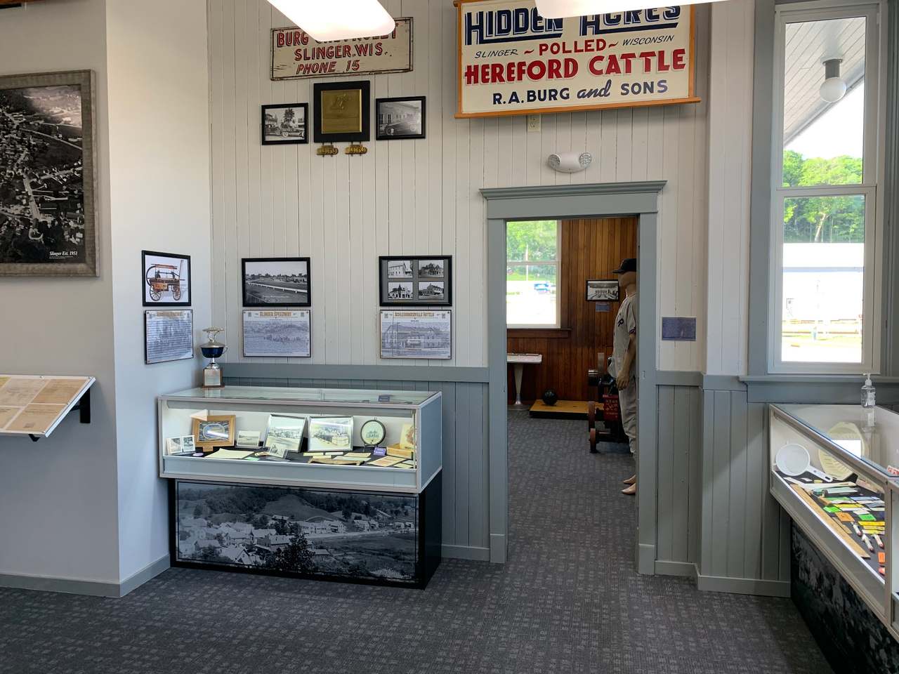 Edward H. Wolf Schleisingerville to Slinger Historical Museum — photo 1
