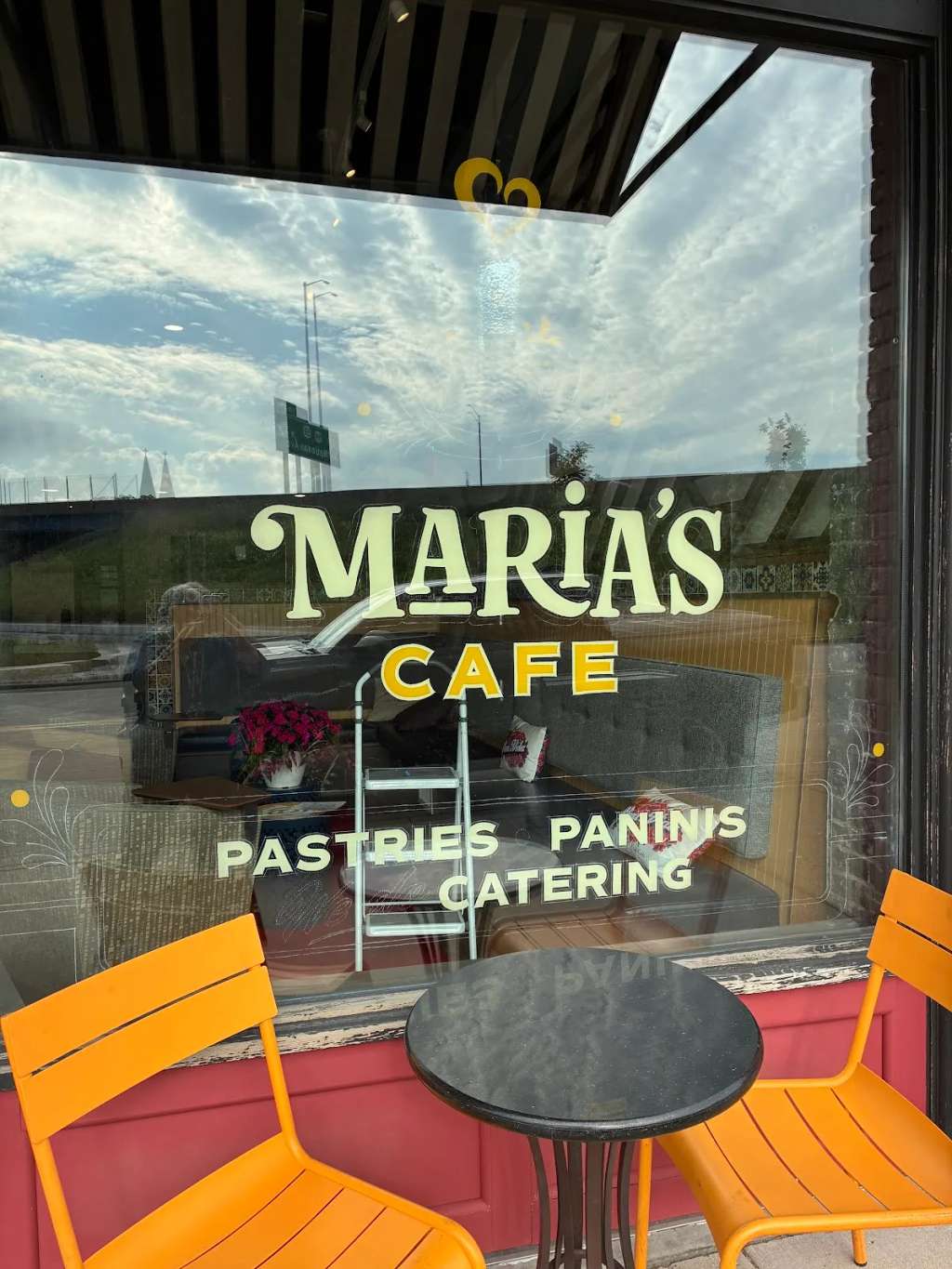Maria's Cafe