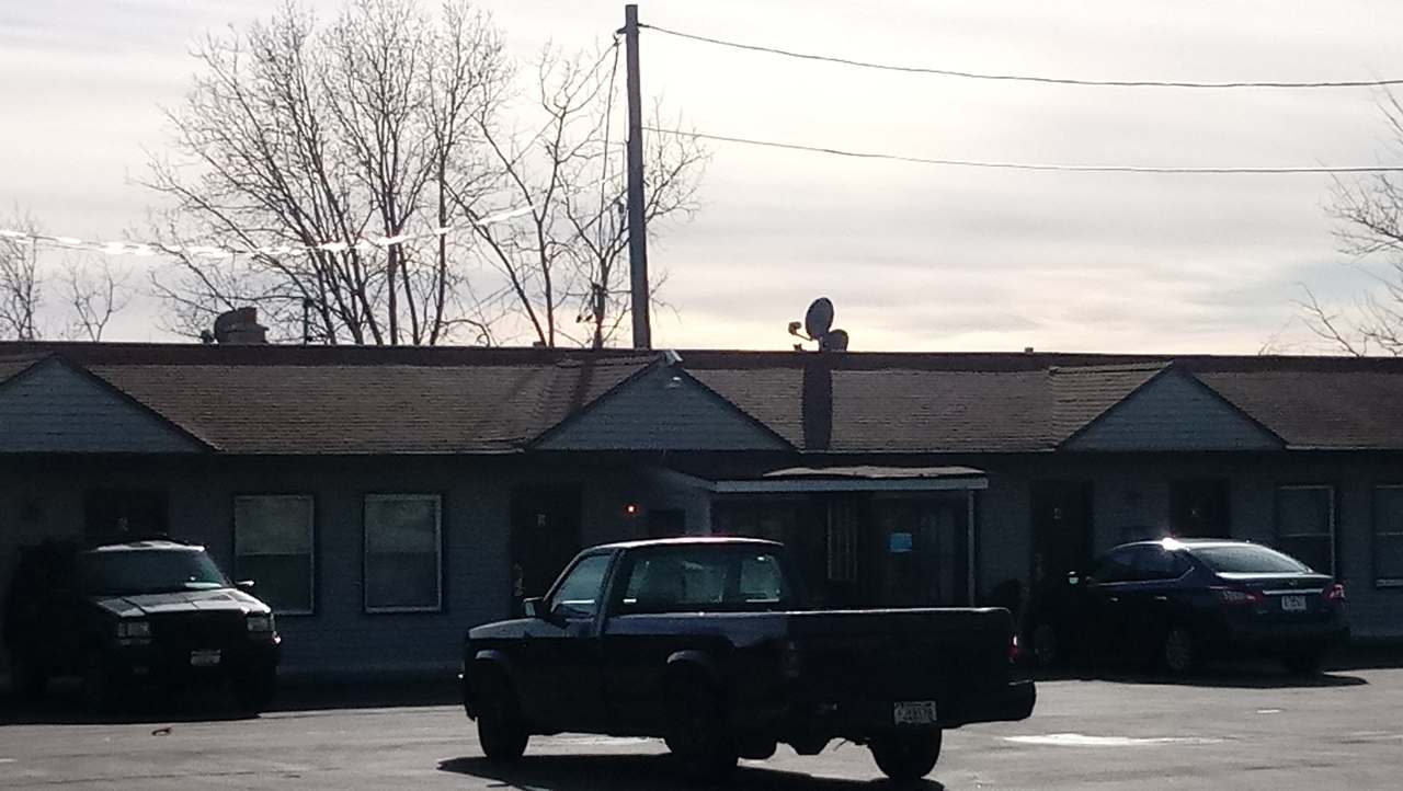 Midpoint Motel — photo 1