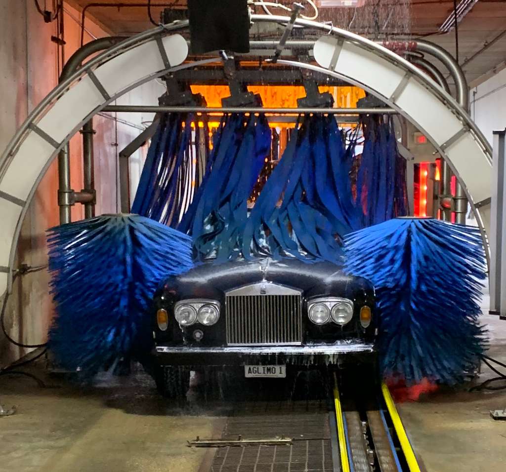 Roadrunner Express Car Wash