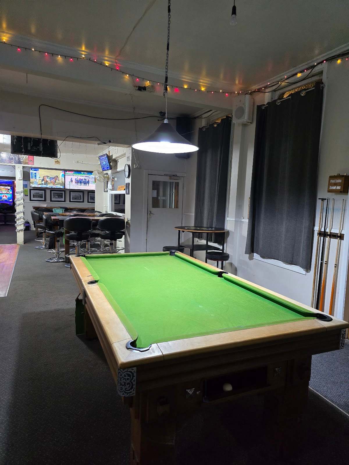 Royal Oak Tavern Carterton — photo 4