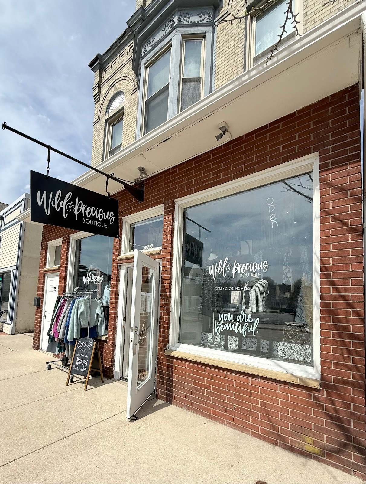 Wild & Precious Boutique — photo 1