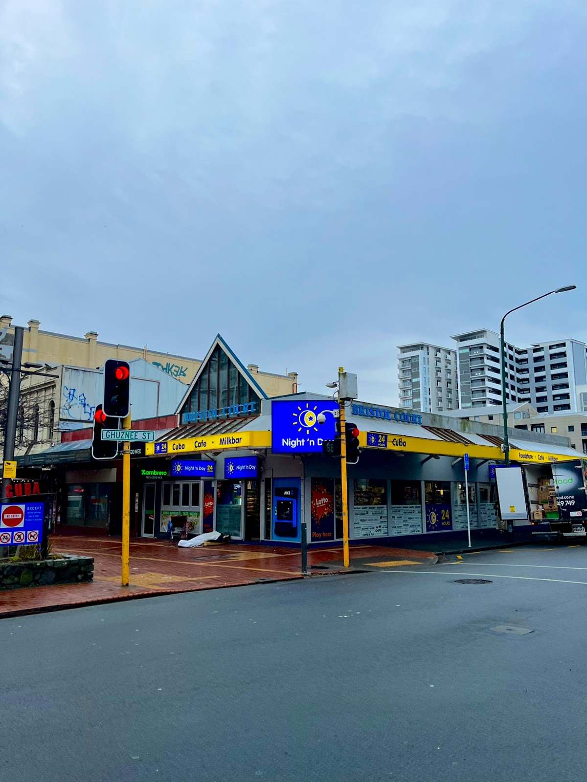 Night 'n Day Cuba Street — photo 1