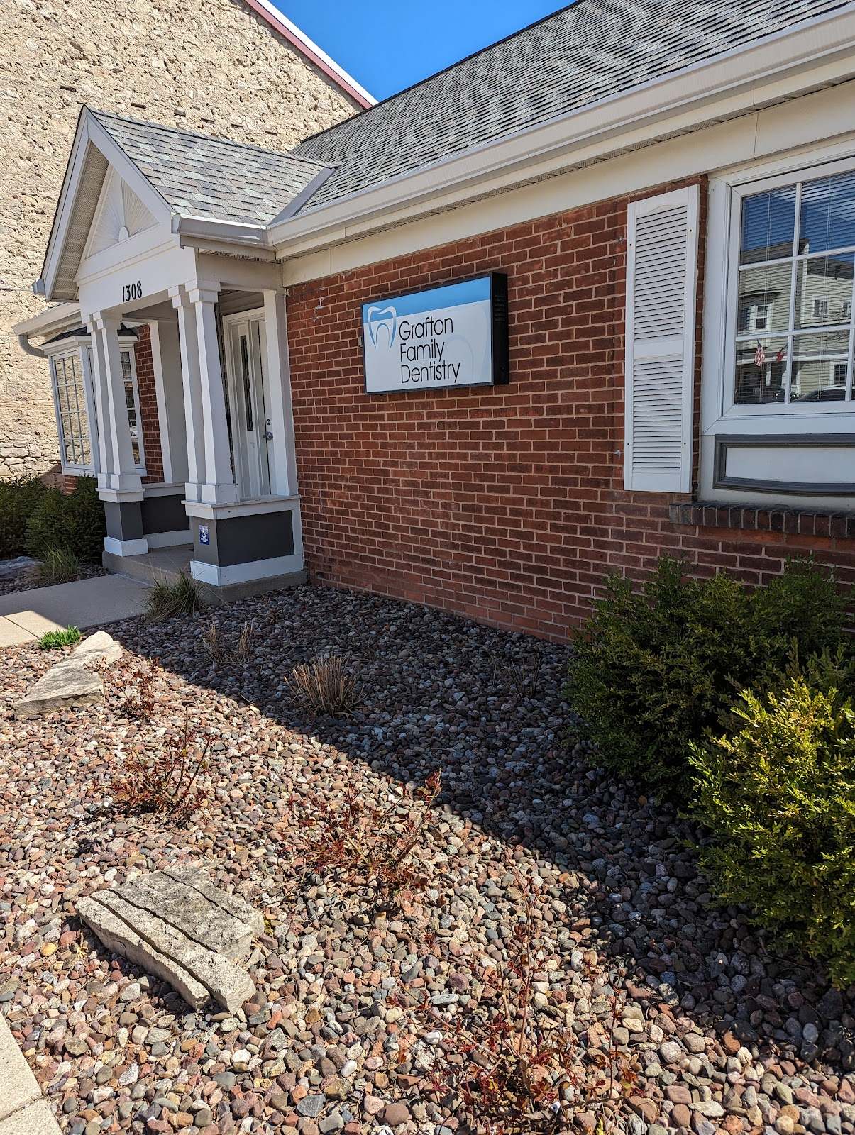 Grafton Family Dentistry — photo 1