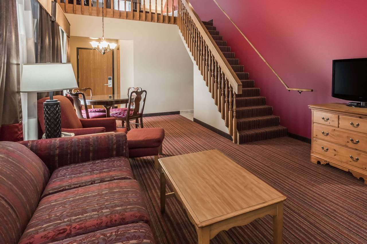 Baymont by Wyndham Mequon Milwaukee Area — photo 8