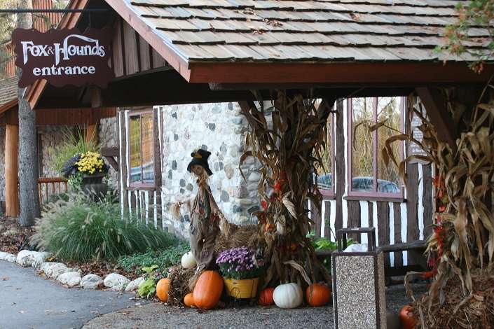 The Fox & Hounds Restaurant & Tavern