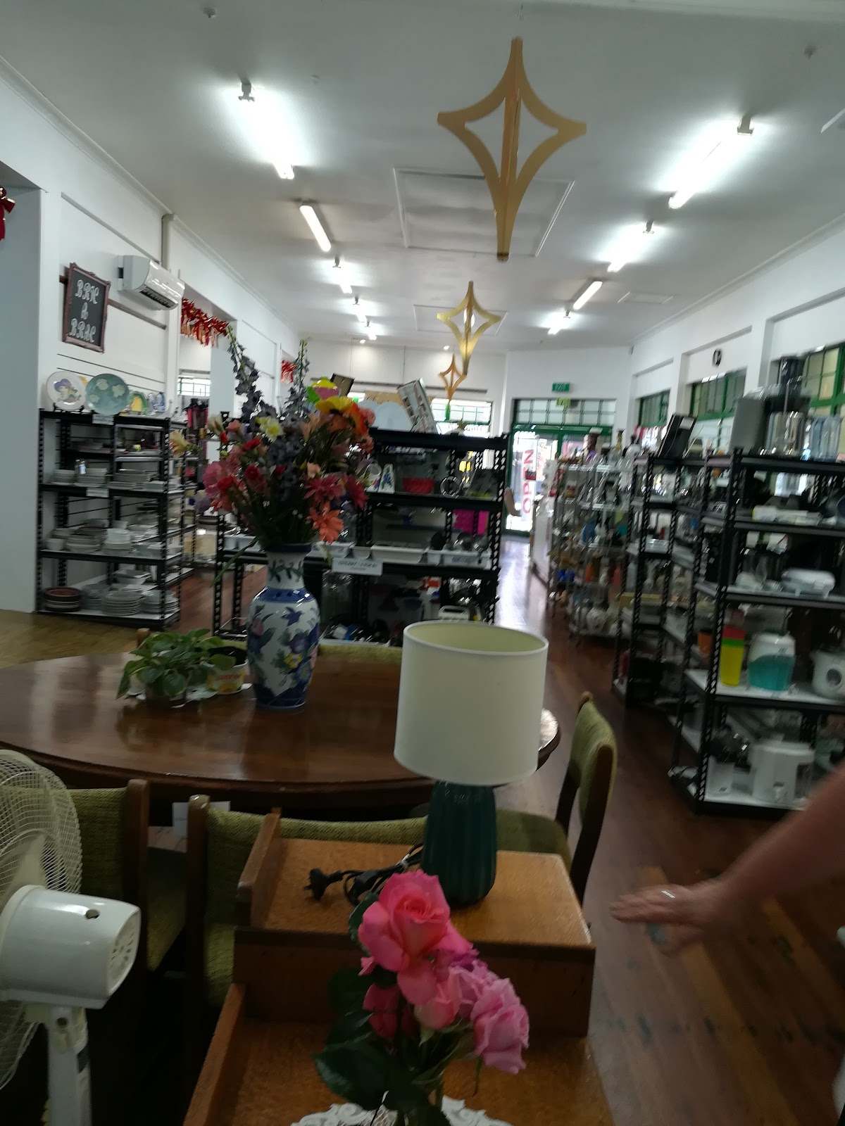 Waipuna Hospice Charity Shop - Katikati — photo 3
