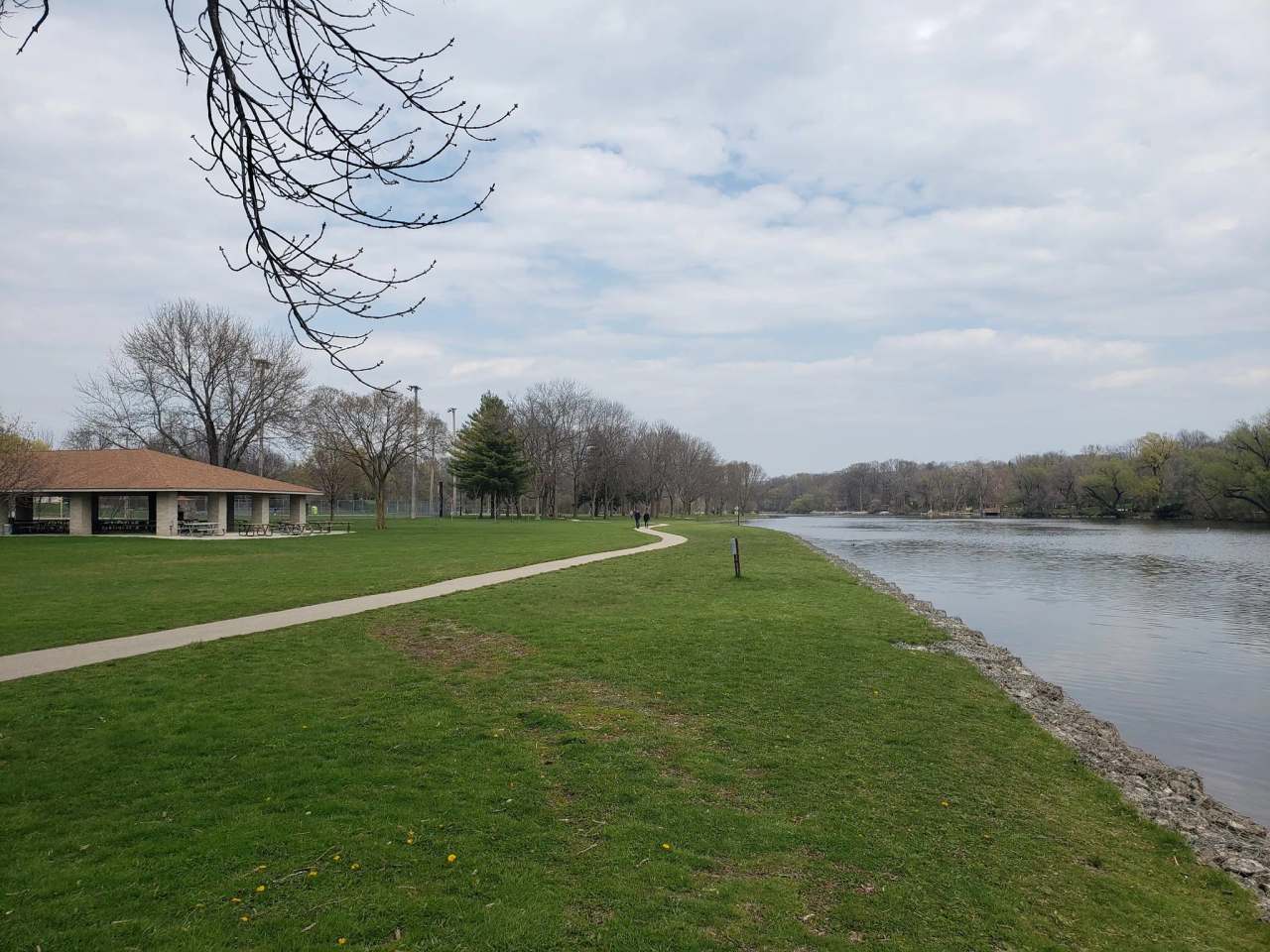 Thiensville Village Park Tennis & Pickleball Courts — photo 1