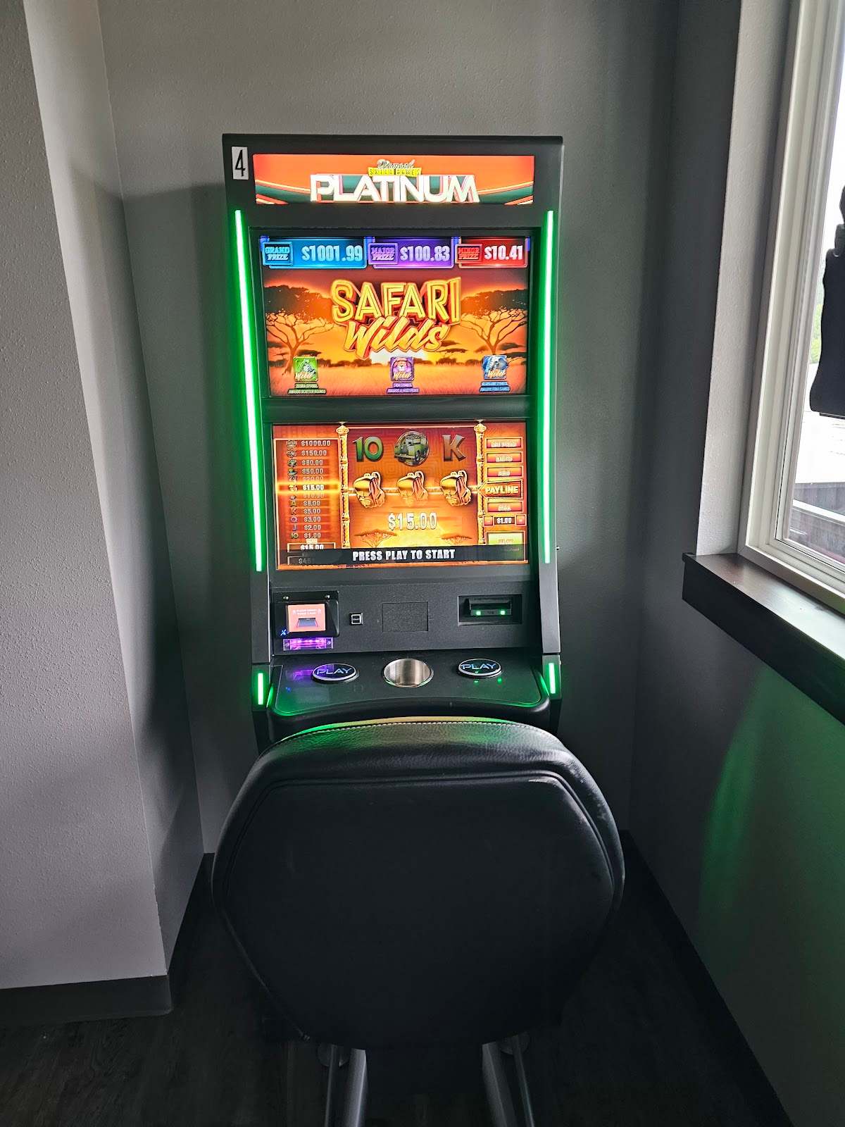 Hot Shots Pub — photo 6