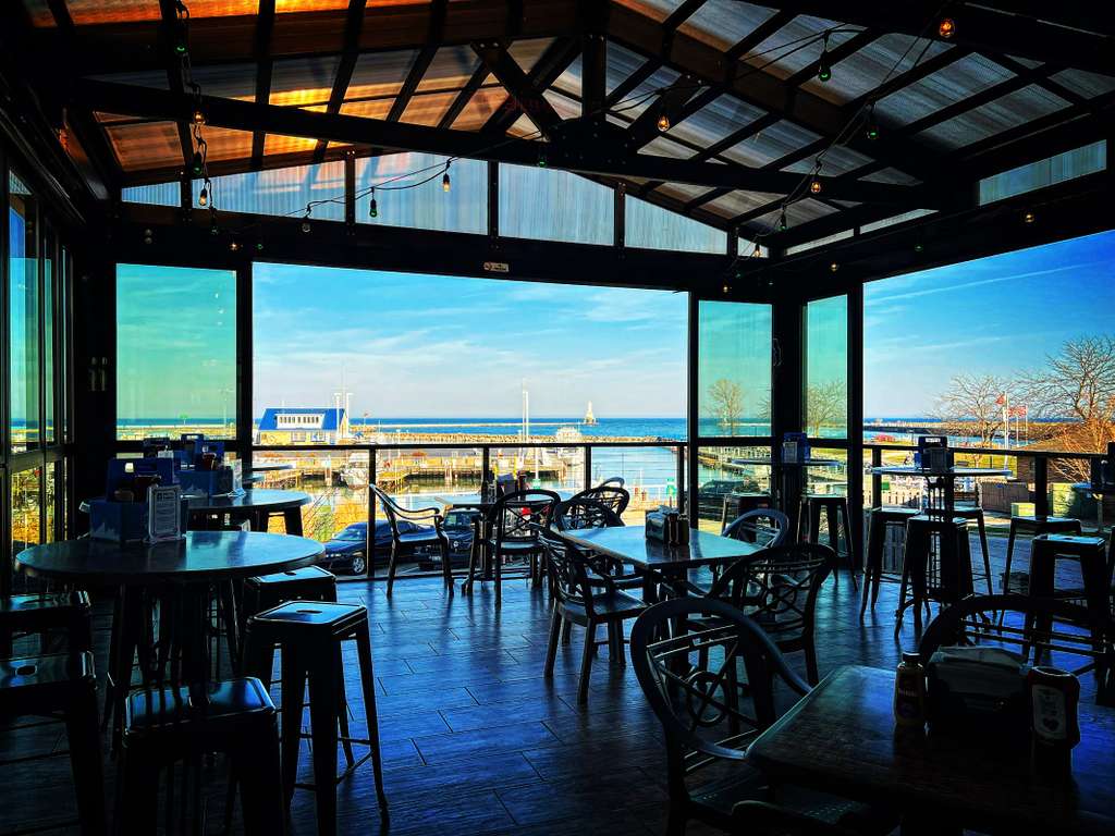Schooner Pub