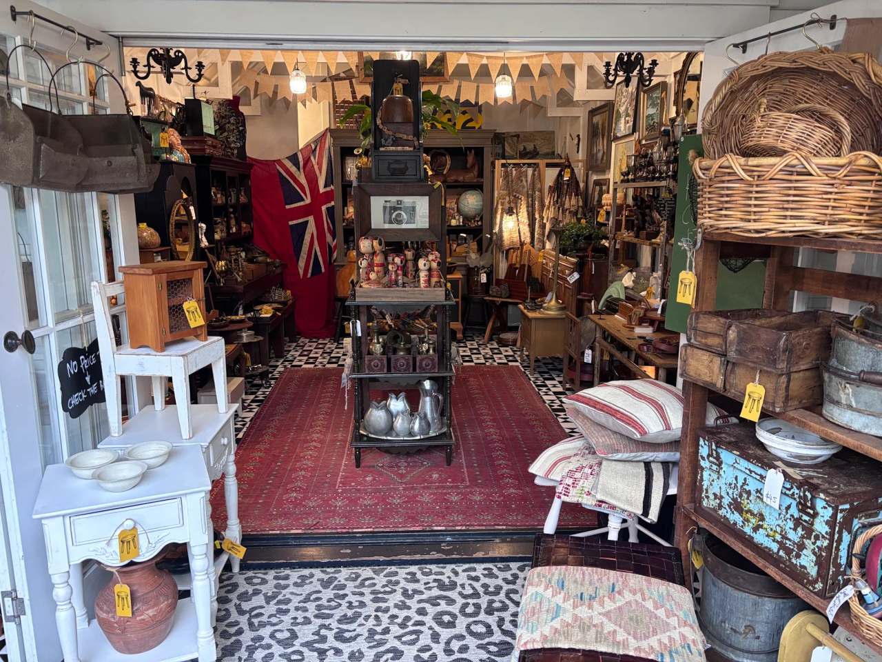 Purveyor, Vintage Finds and Curious Goods — photo 1