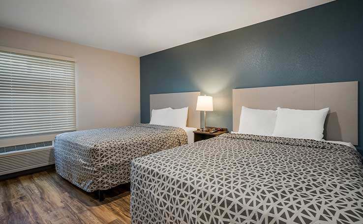 WoodSpring Suites Milwaukee - Menomonee Falls — photo 2