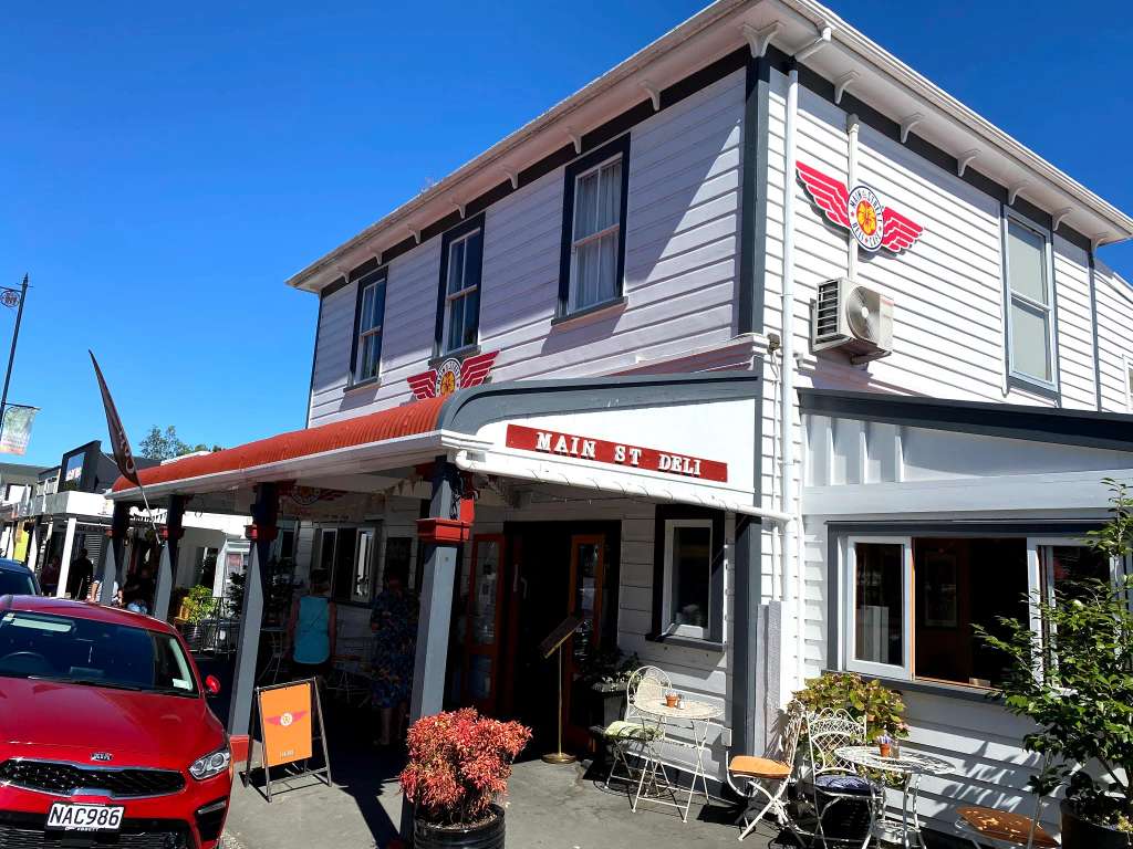 Main Street Deli Café