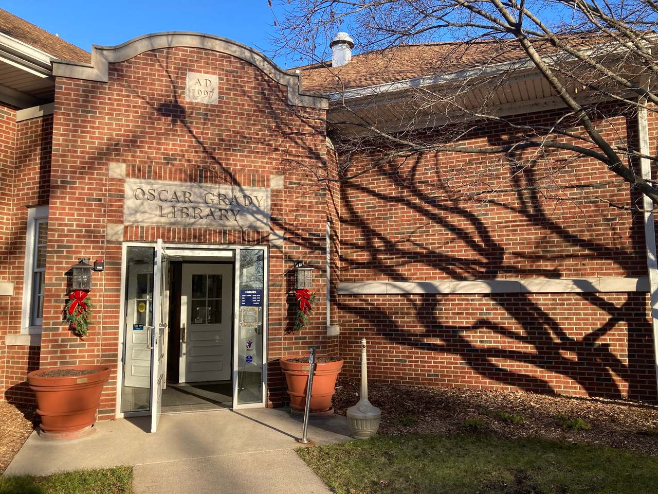 Oscar Grady Library — photo 1