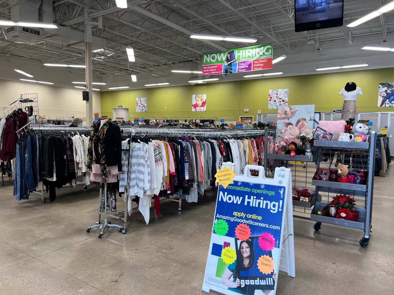 Goodwill Store & Donation Center — photo 1