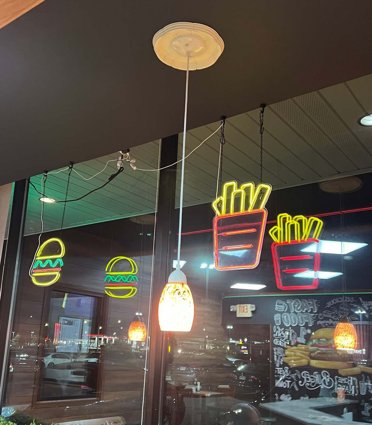 BURGER HUB — photo 1