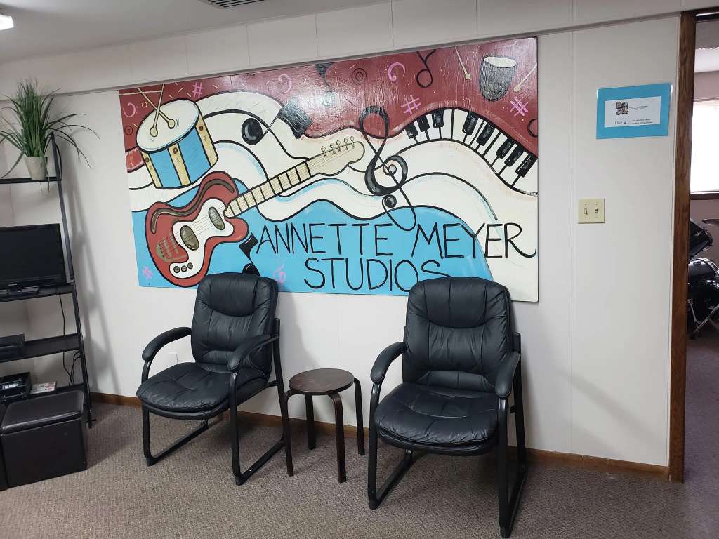 Annette Meyer Studios