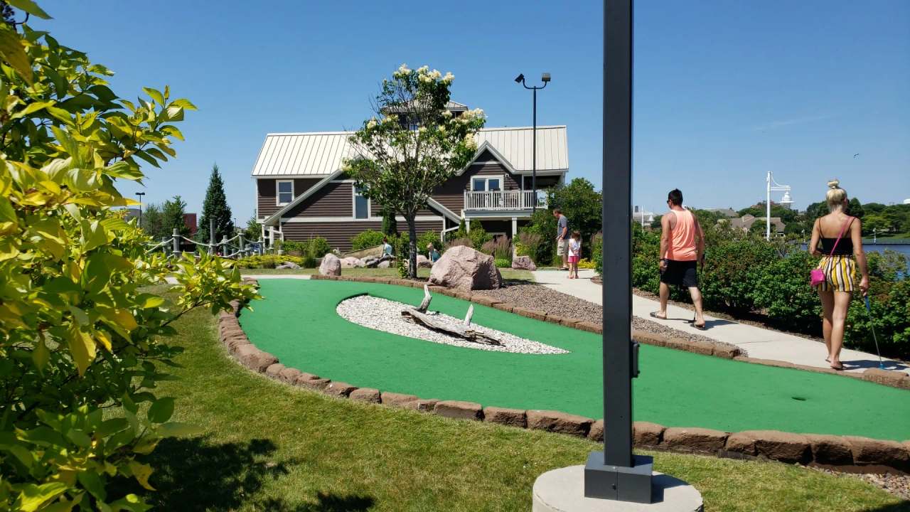 Harbor Pointe Miniature Golf — photo 1