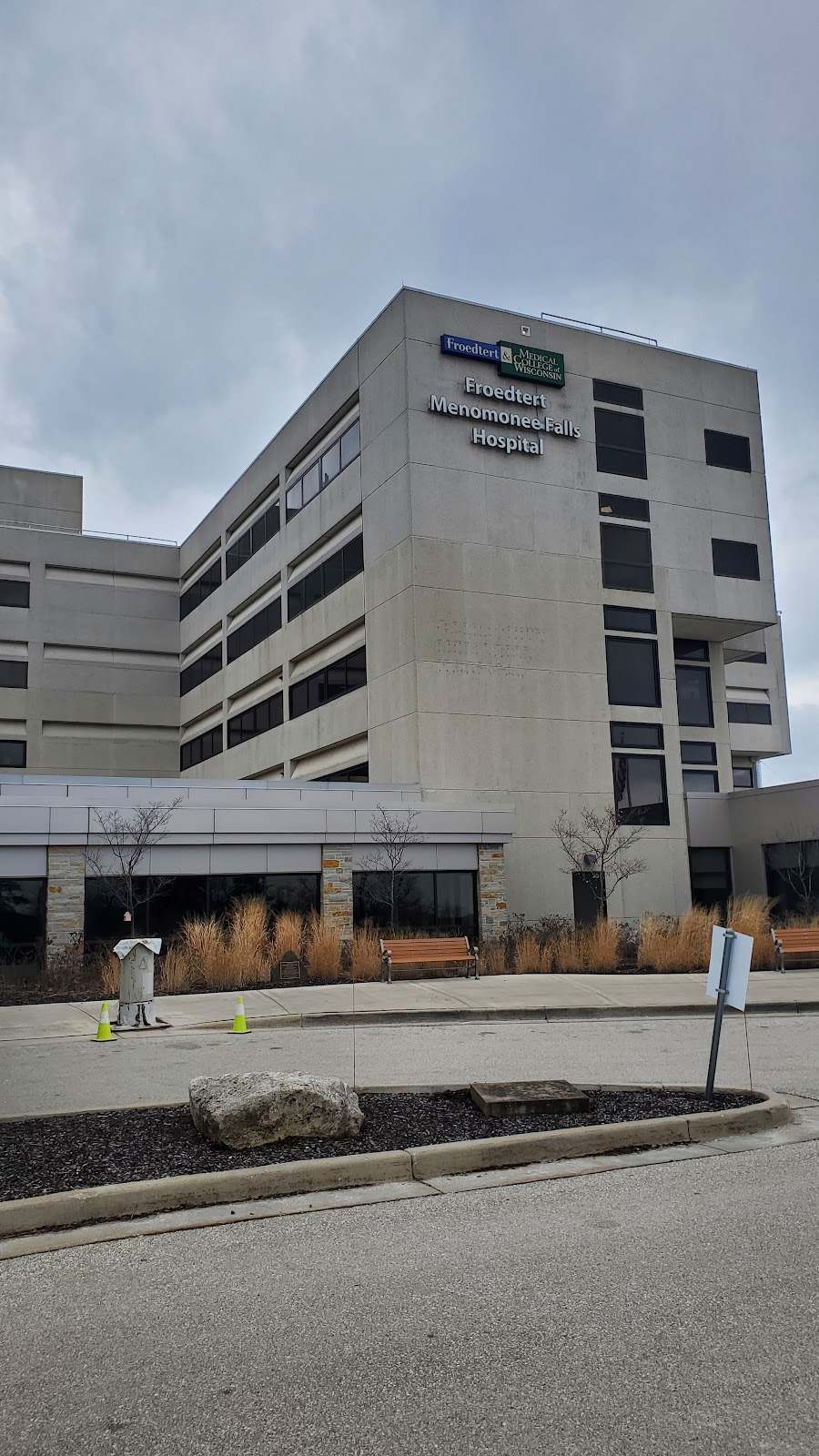 Froedtert Menomonee Falls Hospital — photo 2
