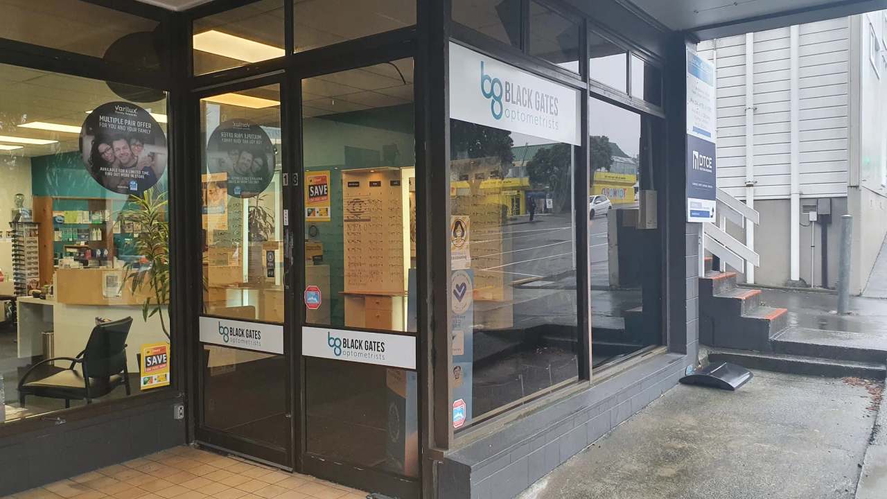 Black Gates Optometrists — photo 3