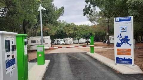Aire Camping-Car Park — photo 5