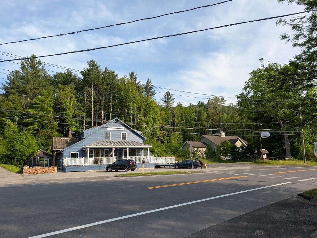 Hitching Post Country Motel