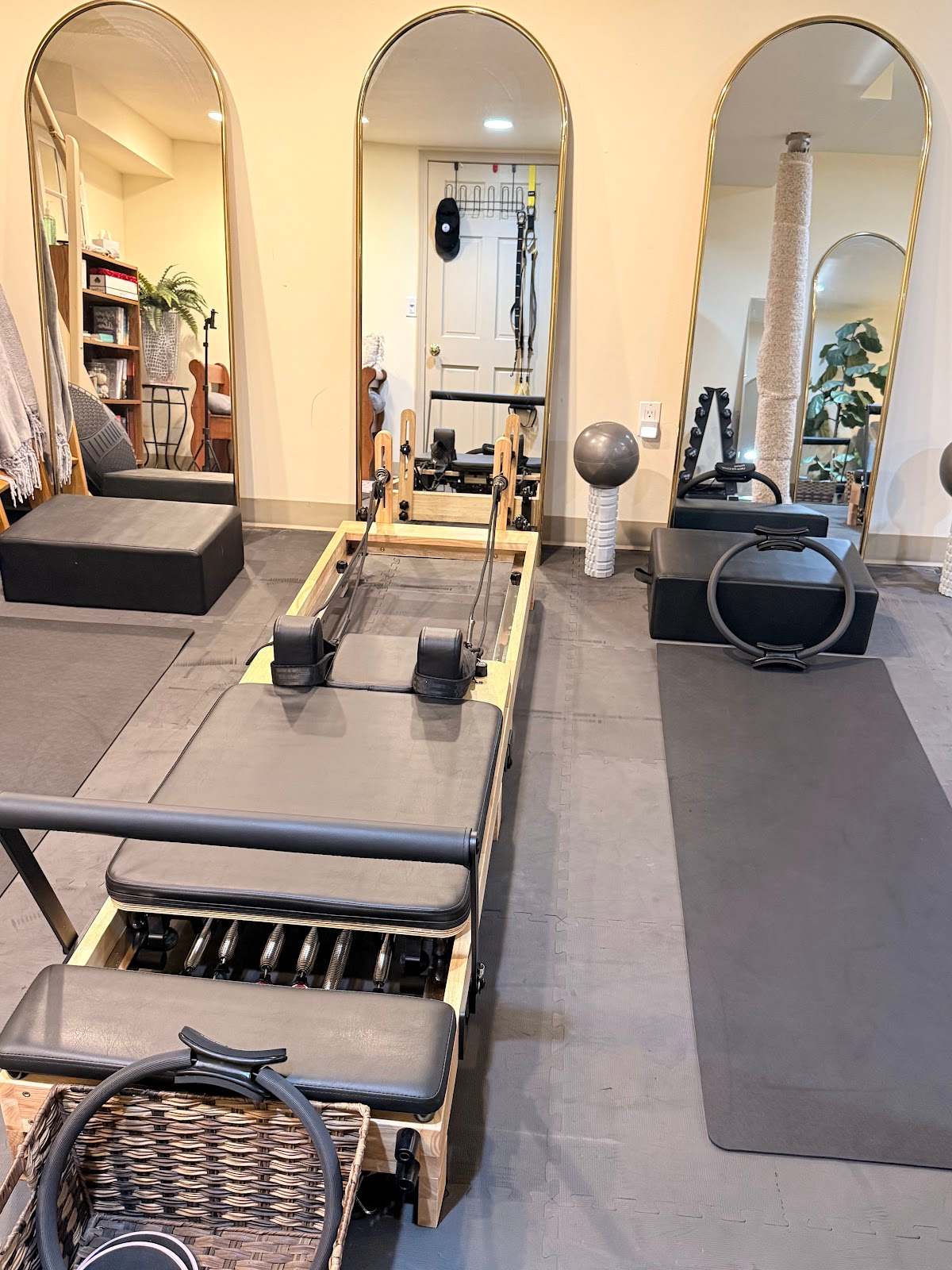 Renew Pilates Studio — photo 1