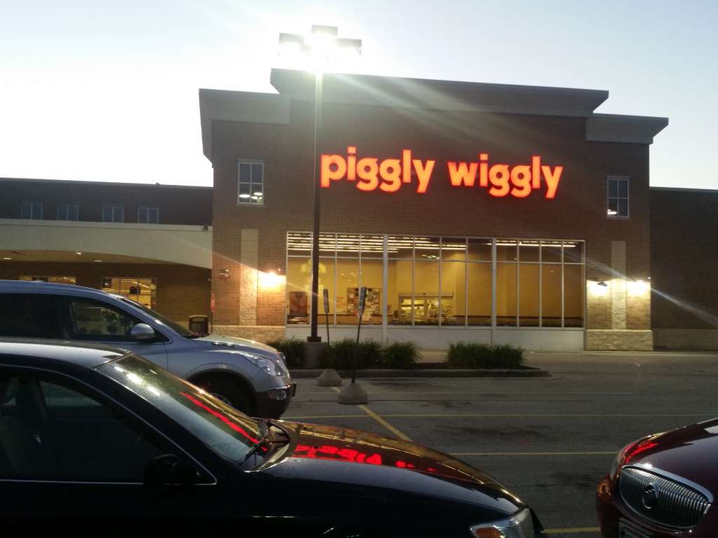 Fox Bros. Piggly Wiggly - Saukville